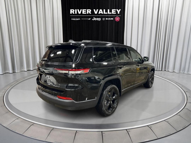 2024 Jeep Grand Cherokee L in Cars & Trucks in Strathcona County - Image 3