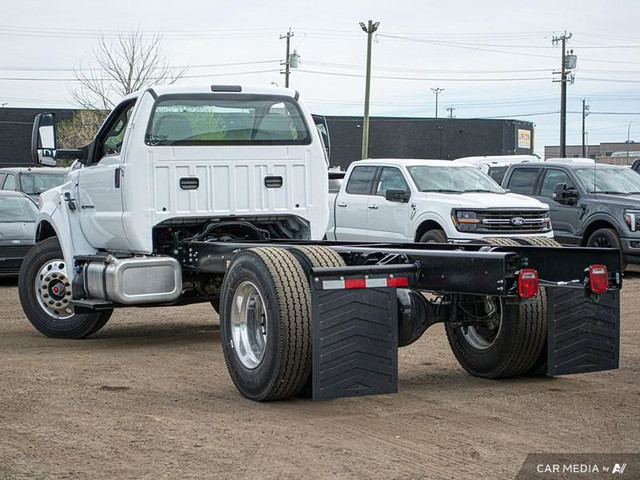 2026 Ford Super Duty F-750 REGULAR CAB DOCK HGT in Cars & Trucks in Edmonton - Image 4