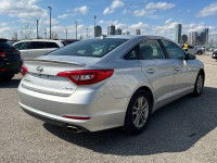 2015 HYUNDAI SONATA SE EDITION LOW KM BACK UP CAM HEATED SEATS CERTIFICATION INCLUDED !!!!! 3 MONTH... (image 2)