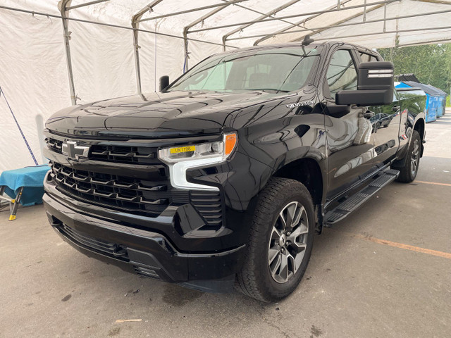 2023 Chevrolet Silverado 1500 RST CREW 4X4 V8 *SIÈGES / VOLANT C in Cars & Trucks in Laurentides