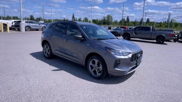 2023 Ford Escape ST-Line | AWD | Leather | Backup Camera in Cars & Trucks in Prince George - Image 2