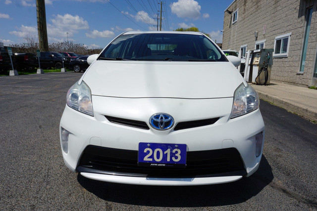 2013 Toyota Prius in Cars & Trucks in Oakville / Halton Region - Image 2