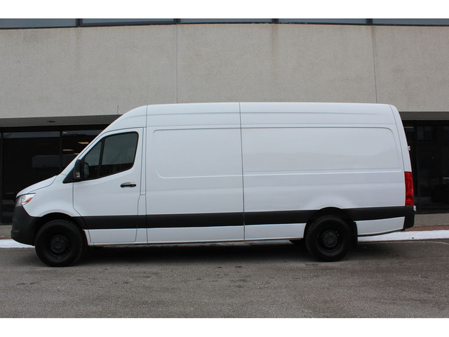 2020 Mercedes-Benz Sprinter Cargo Van 170\" HIGH ROOF - 3.0L DIE in Cars & Trucks in City of Toronto