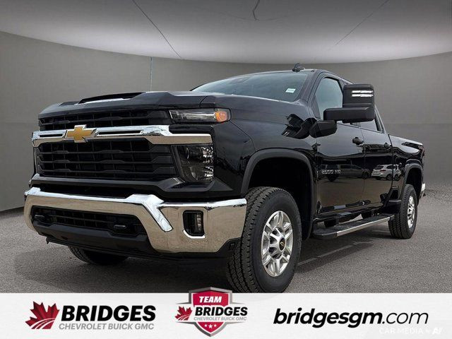 2025 Chevrolet Silverado 2500HD LT | Apple Carplay | Front in Cars & Trucks in Saskatoon