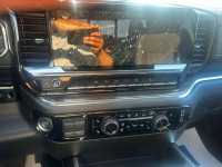 Engine: 5.3L 8cyl. L/100Km City: 0.0 L/100Km Hwy: 0.0 (image 7)