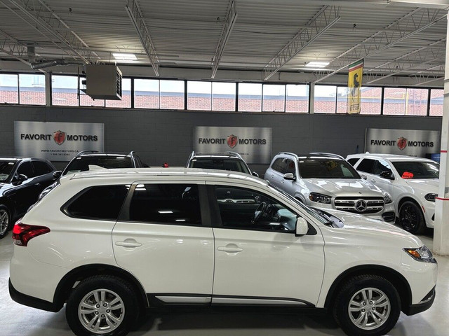2020 Mitsubishi Outlander ES S-AWC|7PASSENGER|TOUCHSCREEN|BACKUP in Cars & Trucks in City of Toronto - Image 3