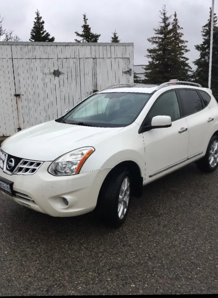 2011 Nissan Rogue SV AWD