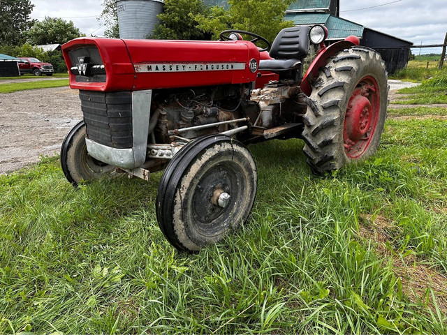 Massey Ferguson 135, 2WD, 45HP,  Gas in Farming Equipment in Oakville / Halton Region - Image 2