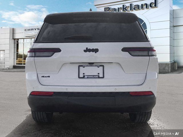 2025 Jeep Grand Cherokee L Altitude 4x4 Sunroof Nav Capable in Cars & Trucks in St. Albert - Image 4