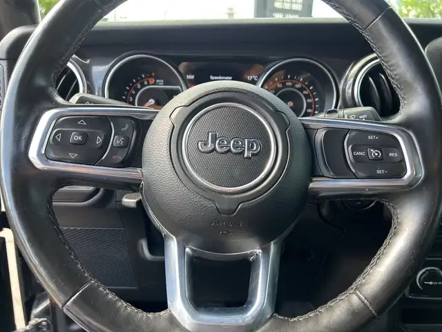 2021 Jeep Wrangler Unlimited Altitude in Cars & Trucks in Calgary - Image 17