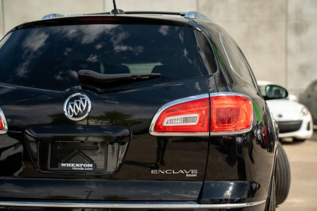 2017 Buick Enclave Premium in Cars & Trucks in Edmonton - Image 4