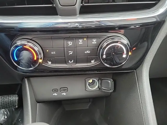 2025 Buick Encore GX Sport Touring in Cars & Trucks in Markham / York Region - Image 18