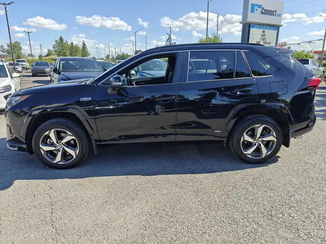 2023 Toyota RAV4 Prime SE in Cars & Trucks in Ottawa - Image 13