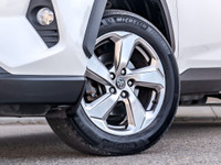 CARGET AUTOMOTIVE is thrilled to offer this 2019 Toyota RAV4 Hybrid Limited, a fuel-efficient, all-w... (image 4)