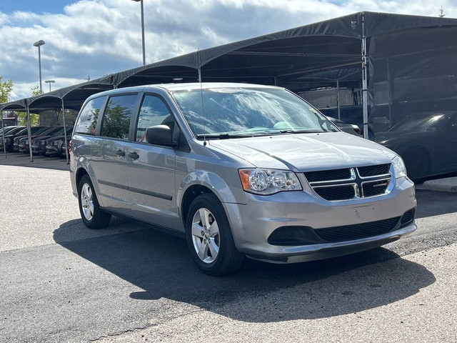 2015 Dodge Grand Caravan Canada Value Package - Low KM's / 7 Pas in Cars & Trucks in Calgary - Image 3