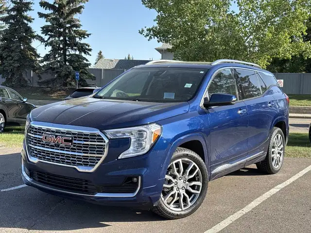 2022 GMC Terrain Denali AWD - Remote Start, OnStar, Cruise Contr dans Autos et camions dans Comté de Strathcona - Image 3