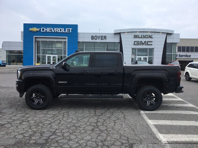 2018 GMC Sierra 1500 in Cars & Trucks in Oshawa / Durham Region - Image 2