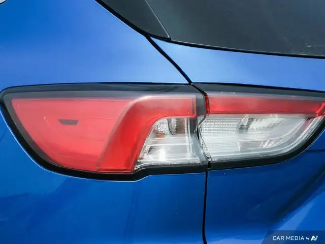 2021 Ford Escape Titanium Hybrid | Adaptive Cruise Control in Cars & Trucks in Windsor Region - Image 13