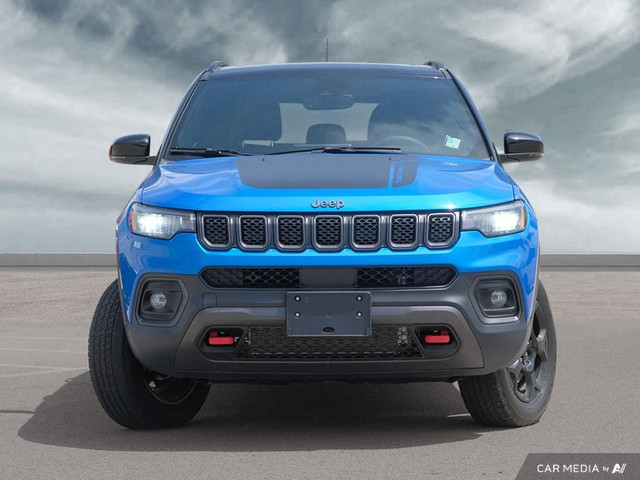 2023 Jeep Compass Trailhawk 4x4 | Dual in Cars & Trucks in Oakville / Halton Region - Image 2