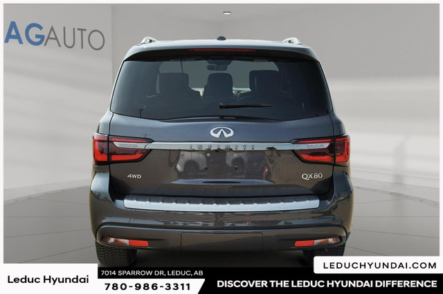 2023 Infiniti QX80 LUXE 20-inch aluminum-alloy wheels, Power lif in Cars & Trucks in Edmonton - Image 3