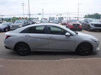 EXCEPTIONALLY CLEAN, 1 OWNER TRADE IN! VERY LOW KMS! FULLY SERVICED AND NEW 2 YEAR MVI! Engine: 4 Cy... (image 3)