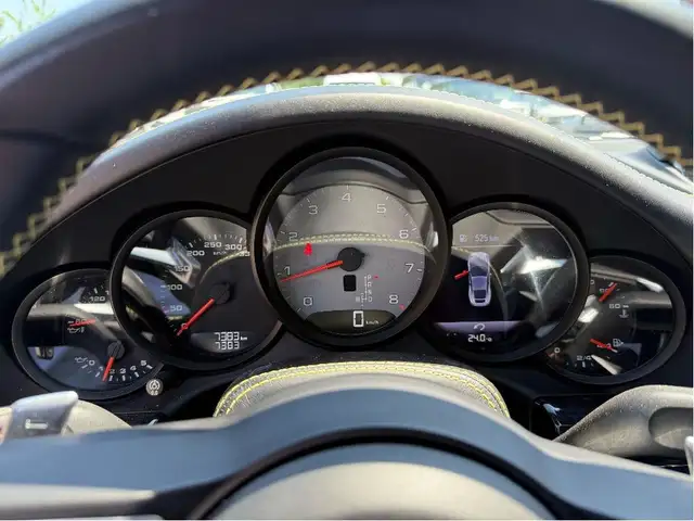 2019 Porsche 911 S |SportChrono&Exhaust|PDCC|RearAxle|Only7,349K in Cars & Trucks in City of Toronto - Image 15