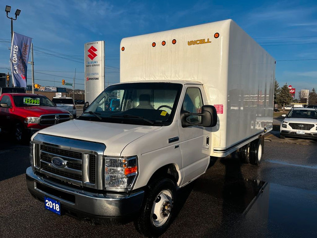  2018 Ford E-Series Cutaway E-450 Cube ~AM/FM ~A/C ~12V Outlet in Cars & Trucks in Barrie
