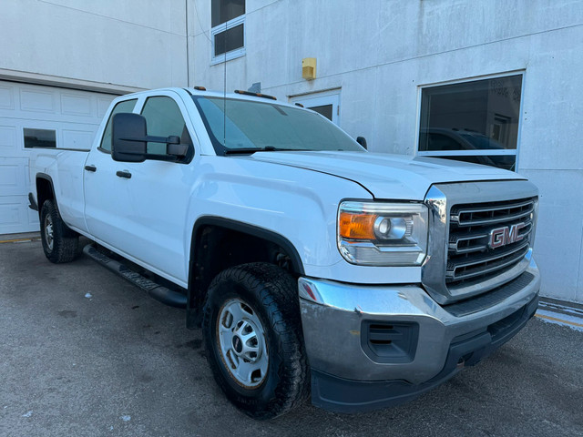 2015 GMC Sierra 2500HD WT DIESEL 6.6L 4X4 AUTOMATIQUE FULL AC in Cars & Trucks in Laval / North Shore - Image 2