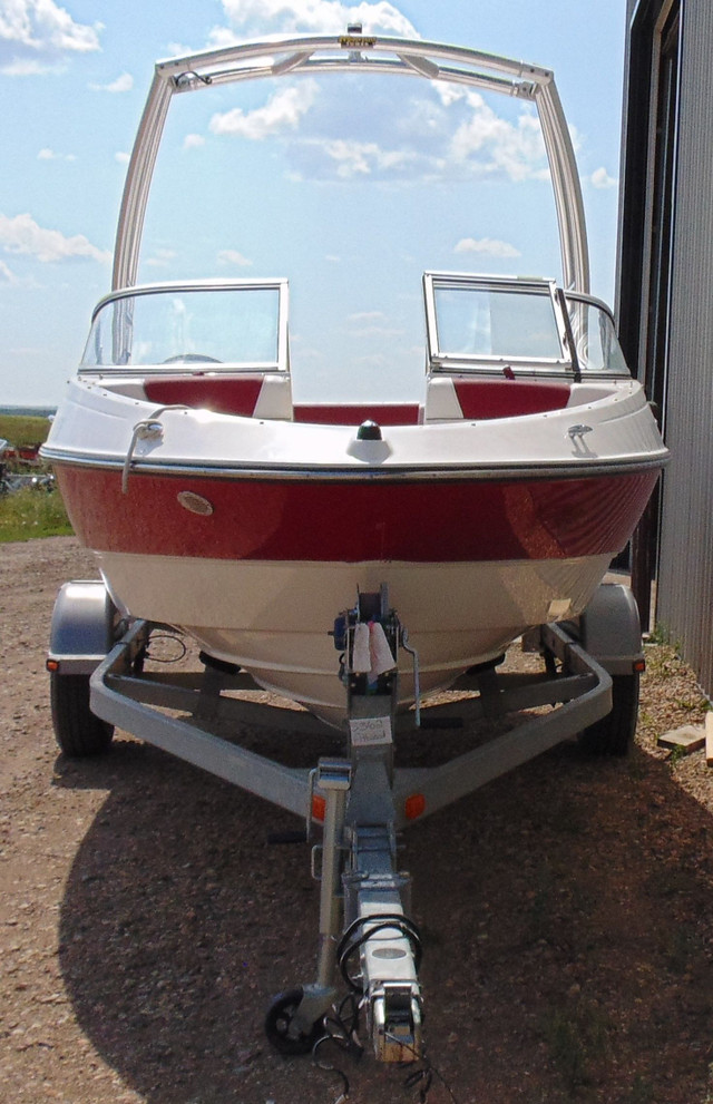 2014 Bayliner 185 in Powerboats & Motorboats in Red Deer - Image 2
