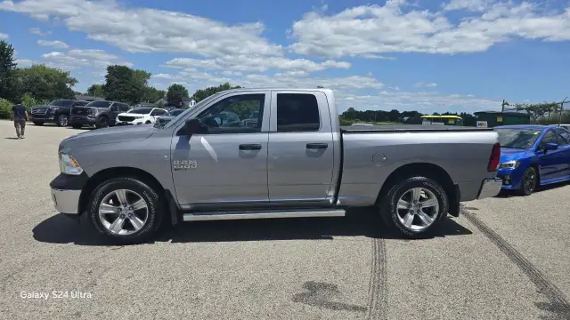 2019 RAM 1500 Classic ST dans Autos et camions dans London - Image 3