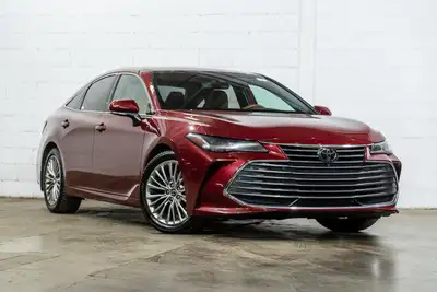 Francais: * Moteur V6 de 3,5 L avec double injection D-4S et VVT-iW - avec modes sport, éco et norma...