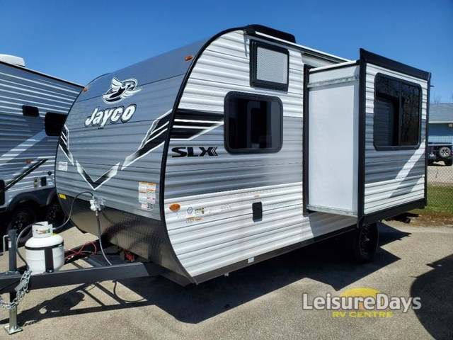 2025 Jayco Jay Flight SLX 160LK in Travel Trailers & Campers in City of Toronto - Image 2