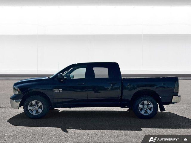 2017 Ram 1500 ST 3.6L Crew Cab | Keyless Entry in Cars & Trucks in Winnipeg - Image 3