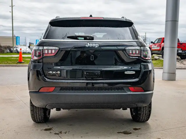 2025 Jeep Compass North in Cars & Trucks in Barrie - Image 7
