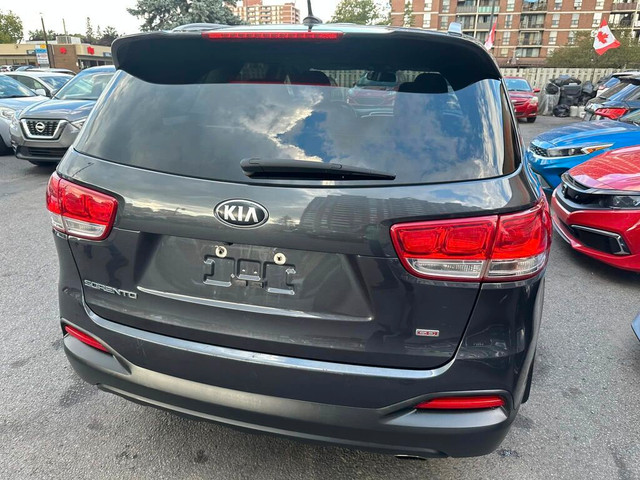  2018 Kia Sorento LX AWD VERY CLEAN in Cars & Trucks in Ottawa - Image 4