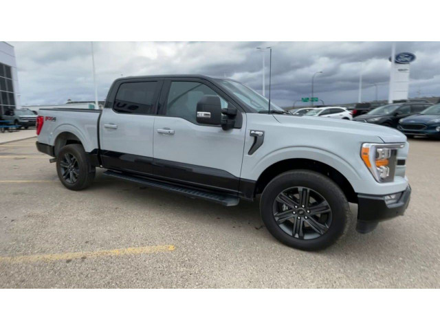  2023 Ford F-150 XLT FX4 SPORT HERITAGE EDITION + MOONROOF in Cars & Trucks in Medicine Hat - Image 3