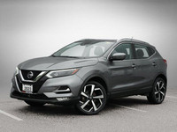 This Nissan Qashqai boasts a Regular Unleaded I-4 2.0 L/122 engine powering this Variable transmissi... (image 6)