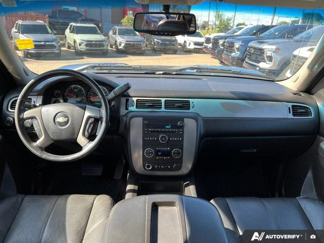 2012 Chevrolet Silverado 3500HD LTZ 4WD Crew Cab | Leather in Cars & Trucks in Strathcona County - Image 3