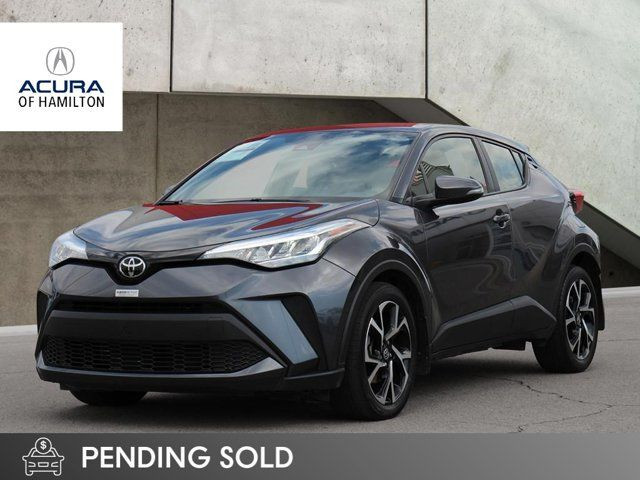 2021 Toyota C-HR XLE PREMIUM | LOW KMS | NO ACCIDENTS in Cars & Trucks in Hamilton