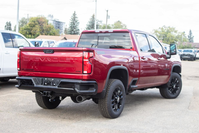 2025 Chevrolet Silverado 3500 SRW 4WD LTZ CRE in Cars & Trucks in Edmonton - Image 4