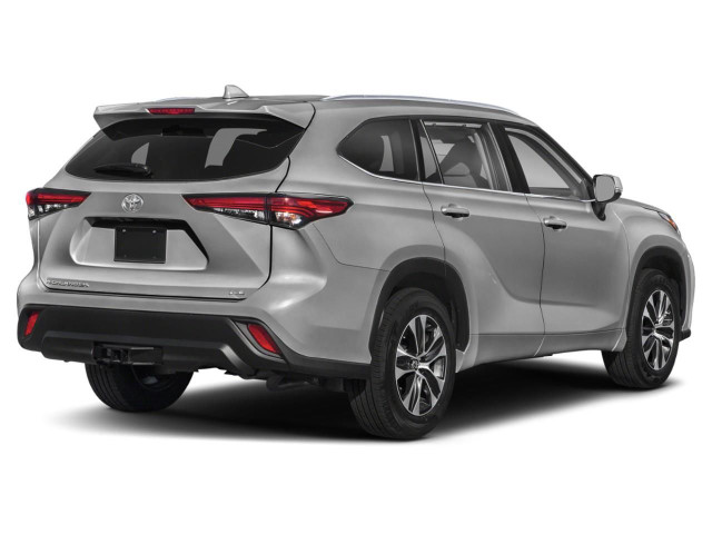 2021 Toyota Highlander XLE **COMING SOON** in Cars & Trucks in Ottawa - Image 2