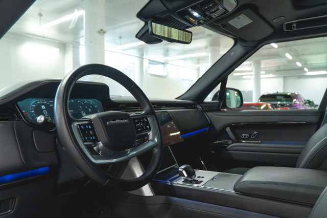 2024 Land Rover Range Rover P615 SV SWB *SV Intrepid PACK, BIEN  in Cars & Trucks in Laval / North Shore - Image 2