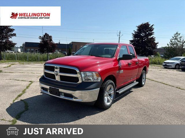2017 Ram 1500 ST | Hemi V8 | Heavy Duty Cooling | Sirius XM in Cars & Trucks in Guelph