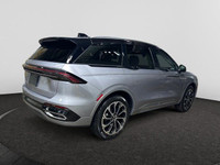 Check out this vehicle's pictures, features, options and specs, and let us know if you have any ques... (image 4)