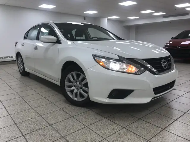 2017 Nissan Altima 2.5 S in Cars & Trucks in Calgary - Image 2