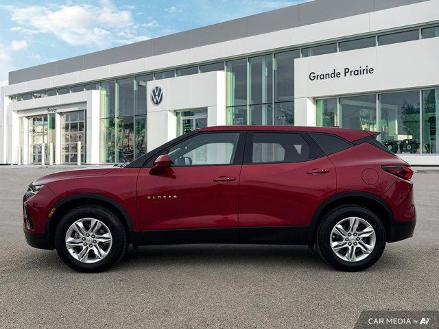 2022 Chevrolet Blazer LT in Cars & Trucks in Grande Prairie - Image 2