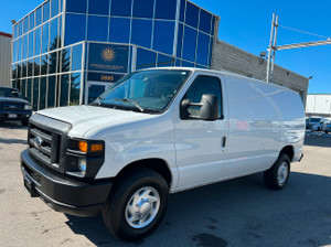 2011 Ford E-Series Van Commercial