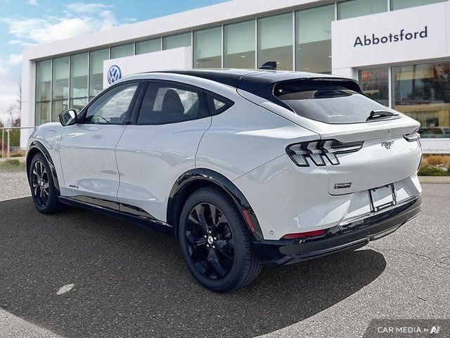 2022 Ford Mustang Mach-E Premium in Cars & Trucks in Abbotsford - Image 3
