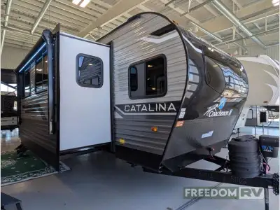 Coachmen Catalina Legacy Edition travel trailer 283FEDS highlights: Rear Private Bedroom Dual Opposi...