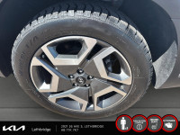 2024 Hyundai Palisade Preferred Experience the Hyundai Palisade Preferred with only 69385 km on the... (image 8)